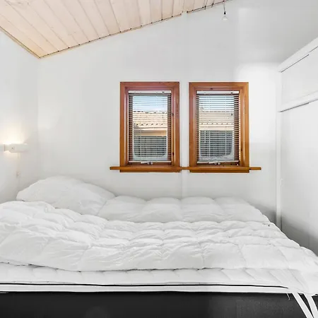 1 Bedroom Cozy In *